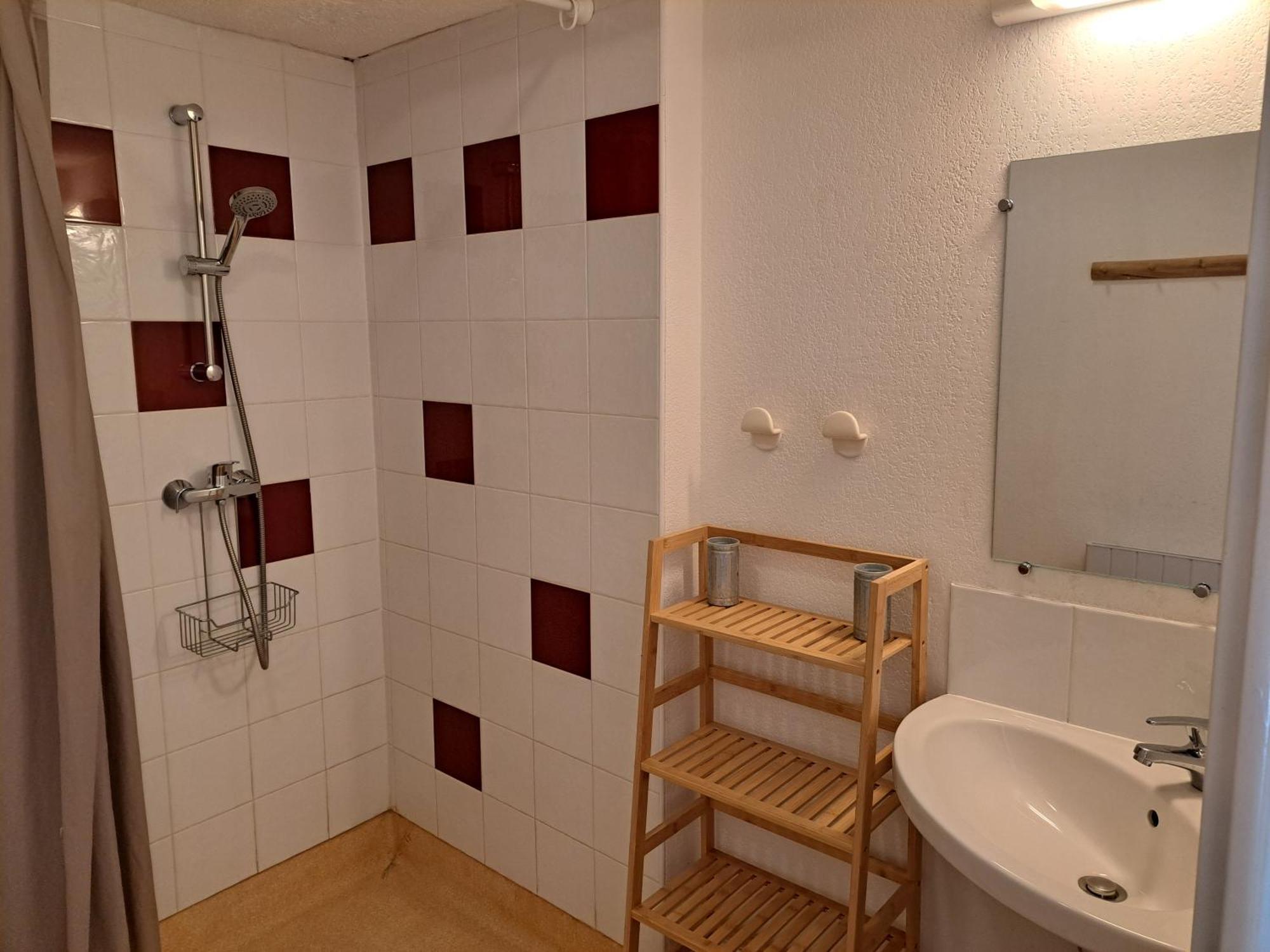 Appartement Avec Balcon - 2 Personnes 퓌생빈센트 외부 사진